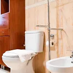 Wekey Homes Realejo, Centro Apartment *