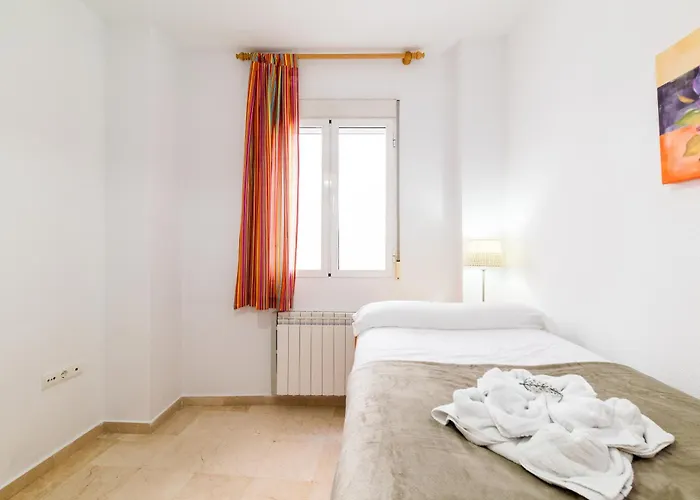 Wekey Homes Realejo, Centro