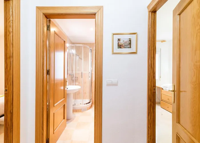 Wekey Homes Realejo, Centro